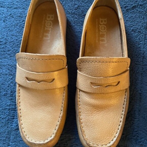 BORN Women's Melinda Penny Loafer, Natural, Women's size 6.5, New in Box - Picture 3 of 6